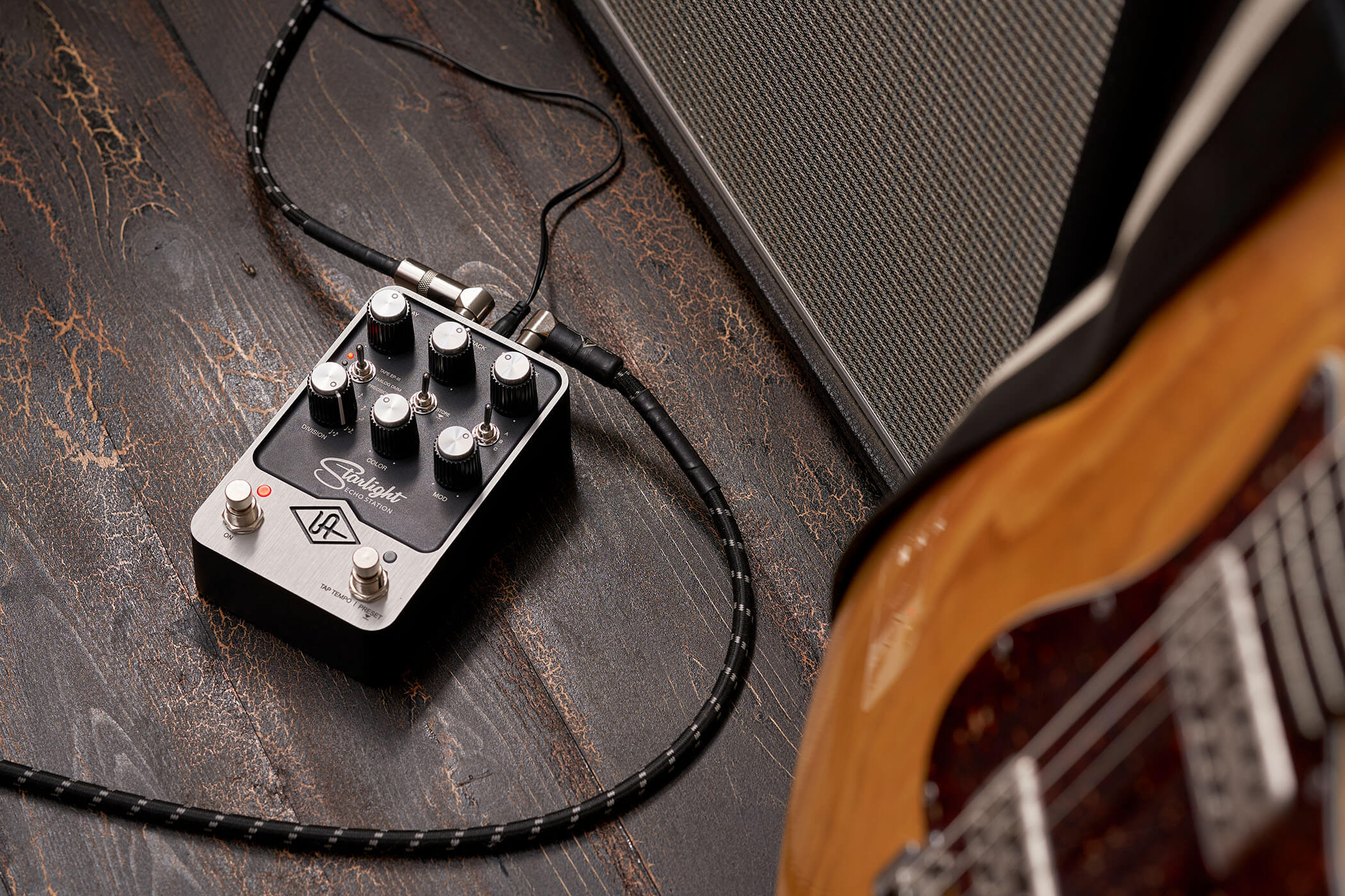 Universal Audio UAFX Starlight Echo Station kaufen | Jetzt bei